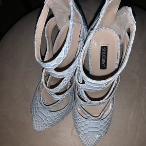 Women high heel shoes size 6.5
